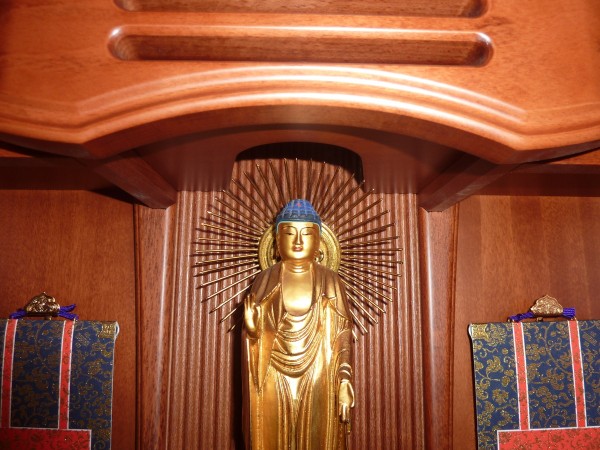 大きいお仏壇から小さいお仏壇へ その１３ ～お仏像の高さを低くできますか？～サムネイル
